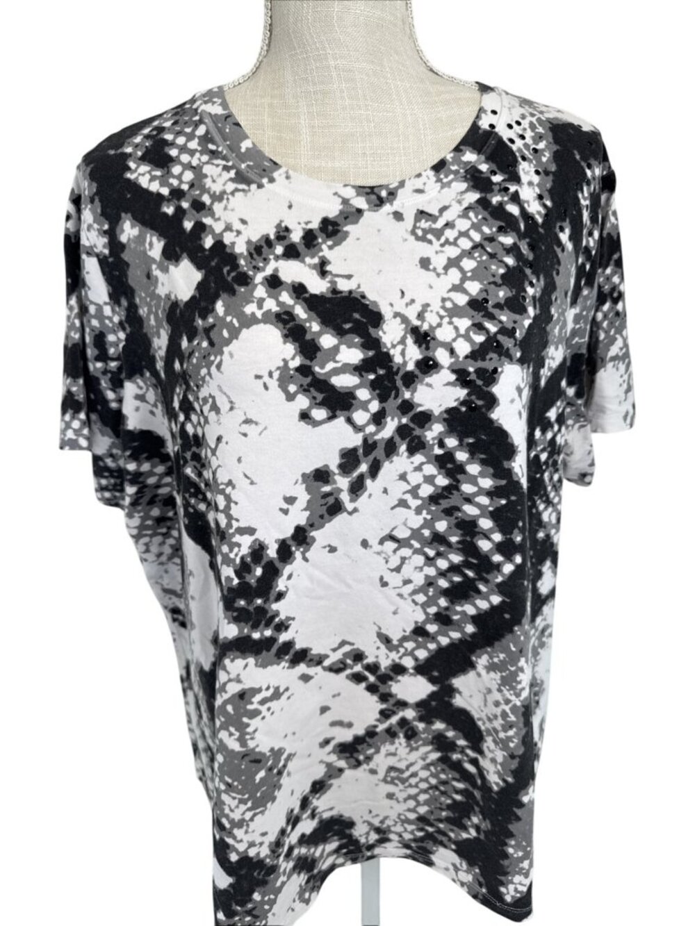 Kenneth Cole New York Womens Snake Print T-Shirt Black & White XL